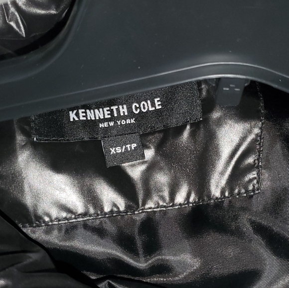❗️SOLD❗️Kenneth Cole New York Glossy Puffer Jacket - Picture 8 of 12